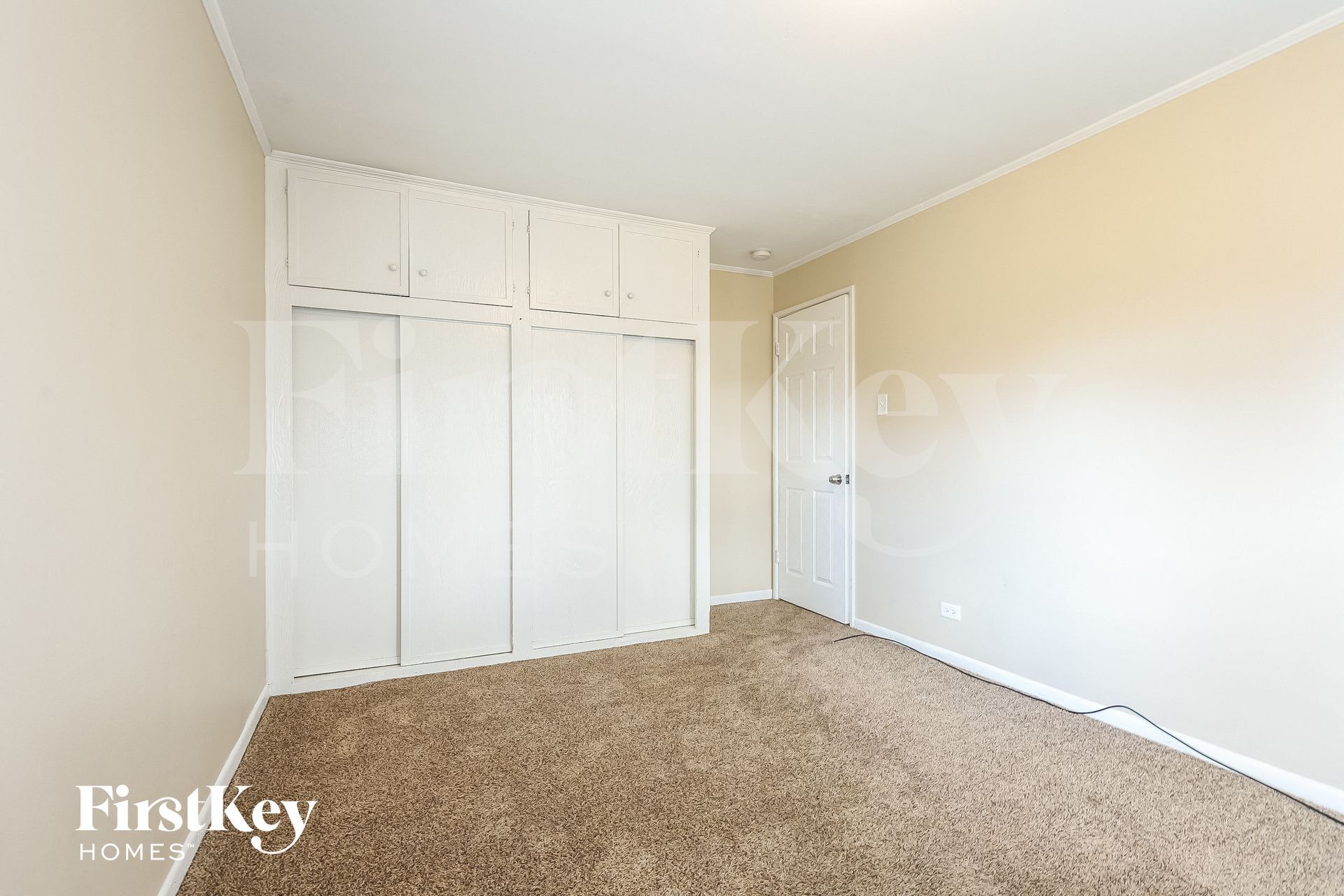 Building Photo - 374 Oswego St