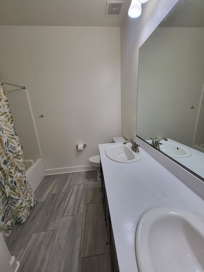 Building Photo - 1147 Lahontan Dr