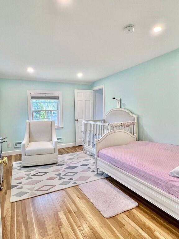 Building Photo - 124 Pilgrim Rd