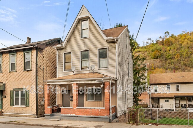 Building Photo - 30 Woodville Ave