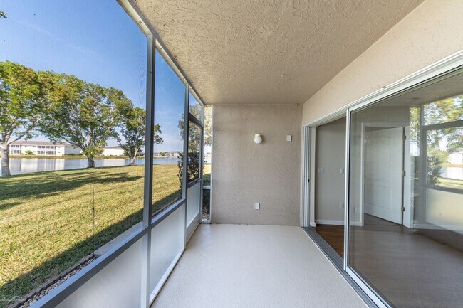 Building Photo - PRICE DROP!! UNFURNISHED ANNUAL RENTAL. CL...