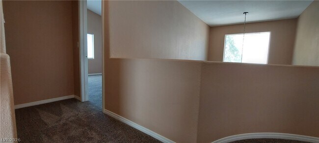 Building Photo - 8917 Picket Fence Ave