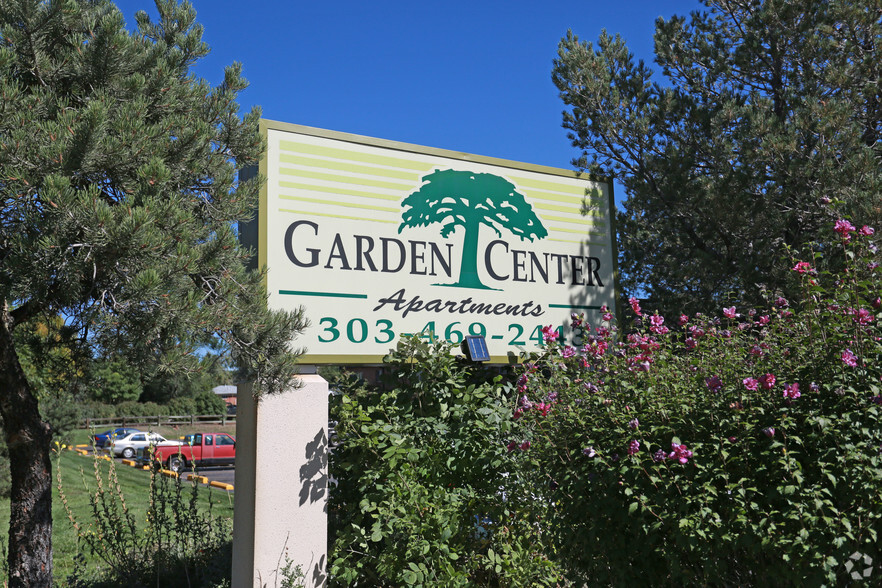 Building Photo - Garden Center Apartments