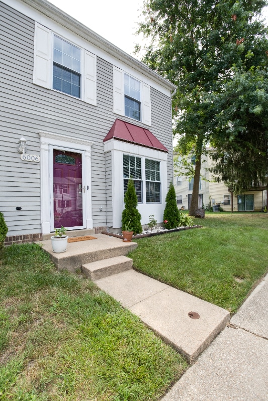 Building Photo - 6006 Applegarth Pl