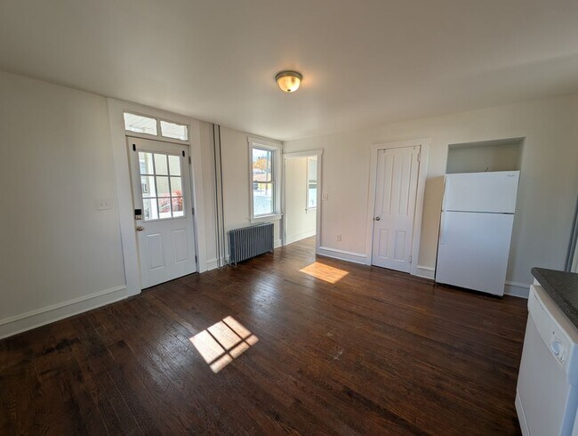 Building Photo - 119 S Furnace St