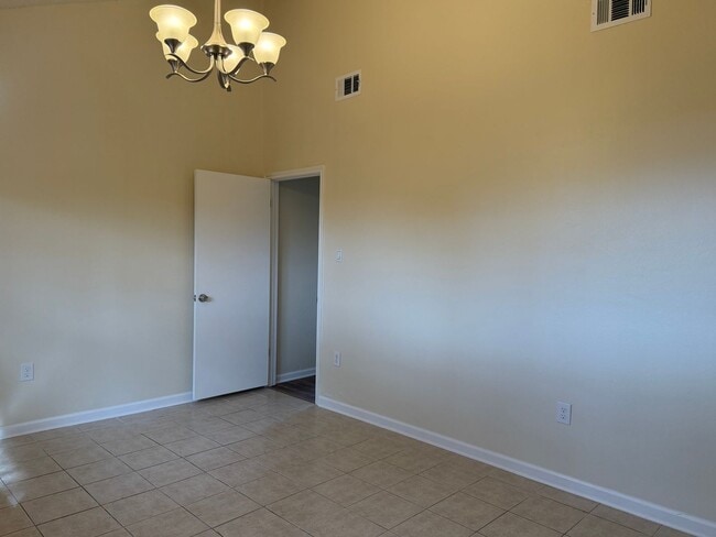 Building Photo - Northwood Village Corner Lot