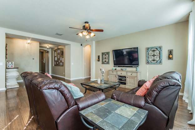 Building Photo - 10610 Cosmos Canyon