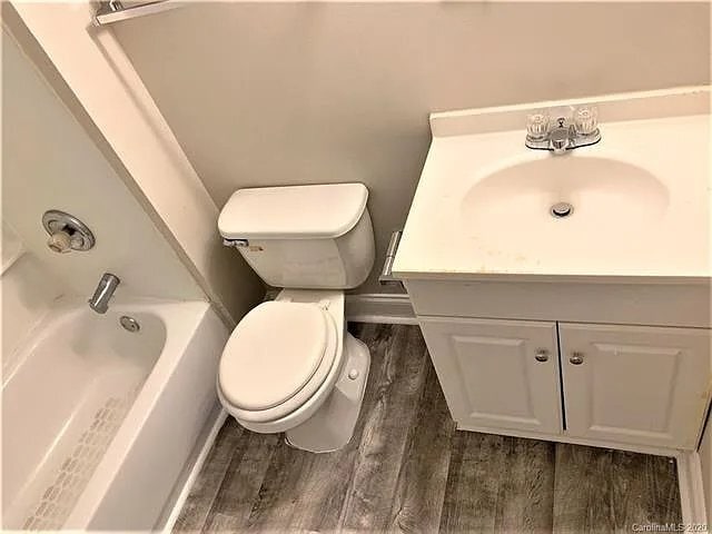 Building Photo - 1325 11th St