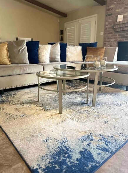 Building Photo - 8015 Windy Creek Dr