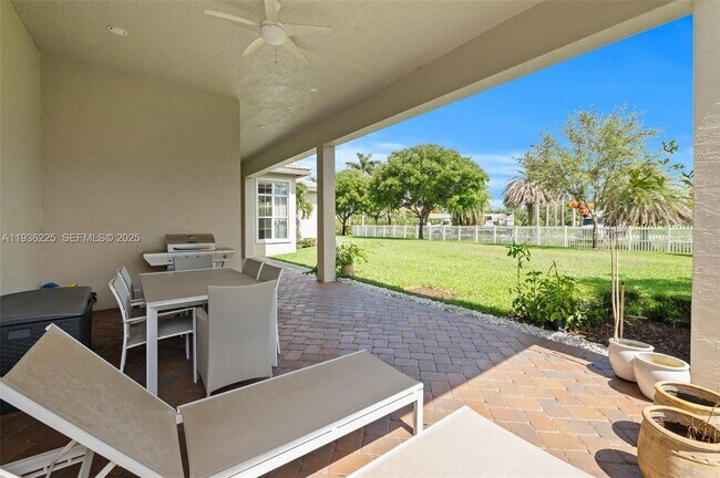 Building Photo - 5292 S Sterling Ranch Cir