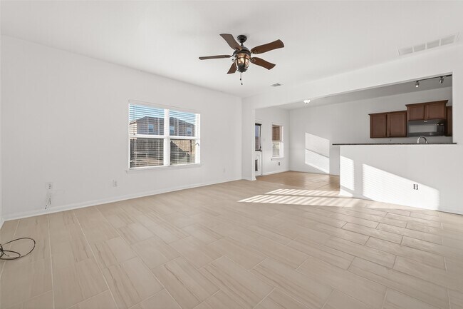 Building Photo - 20807 Echo Manor Dr