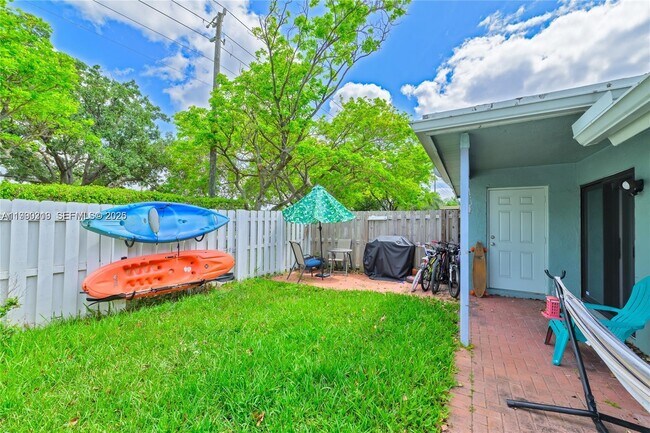 Building Photo - 4332 NW 120th Ln