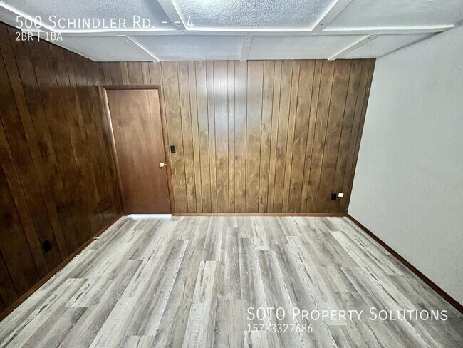 Building Photo - 500 Schindler Rd