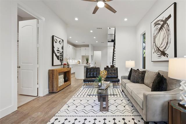 Building Photo - 933 W Eighth St