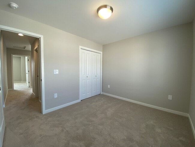 Building Photo - $2,350 | 3 Bedroom, 2.5 Bathroom Town Home...