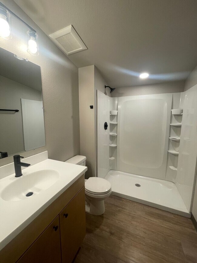 Building Photo - Brand New Two Bedroom Loft Near CSU!