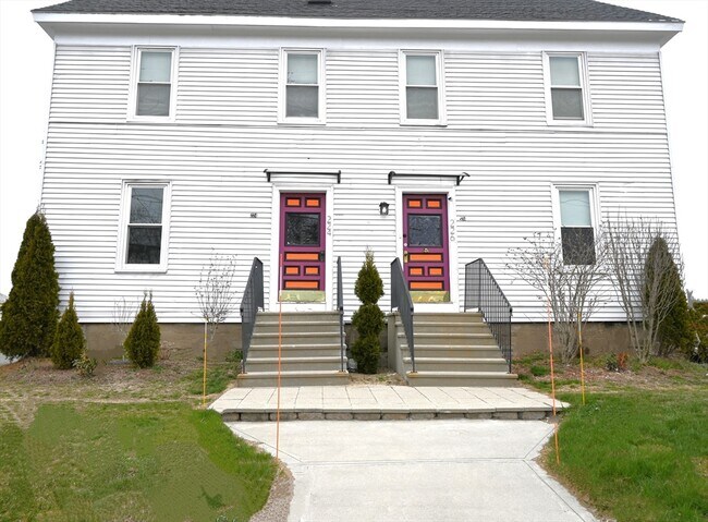 Primary Photo - 224 Irving St