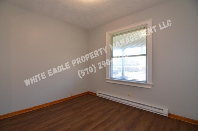 Building Photo - 836 N Main Ave