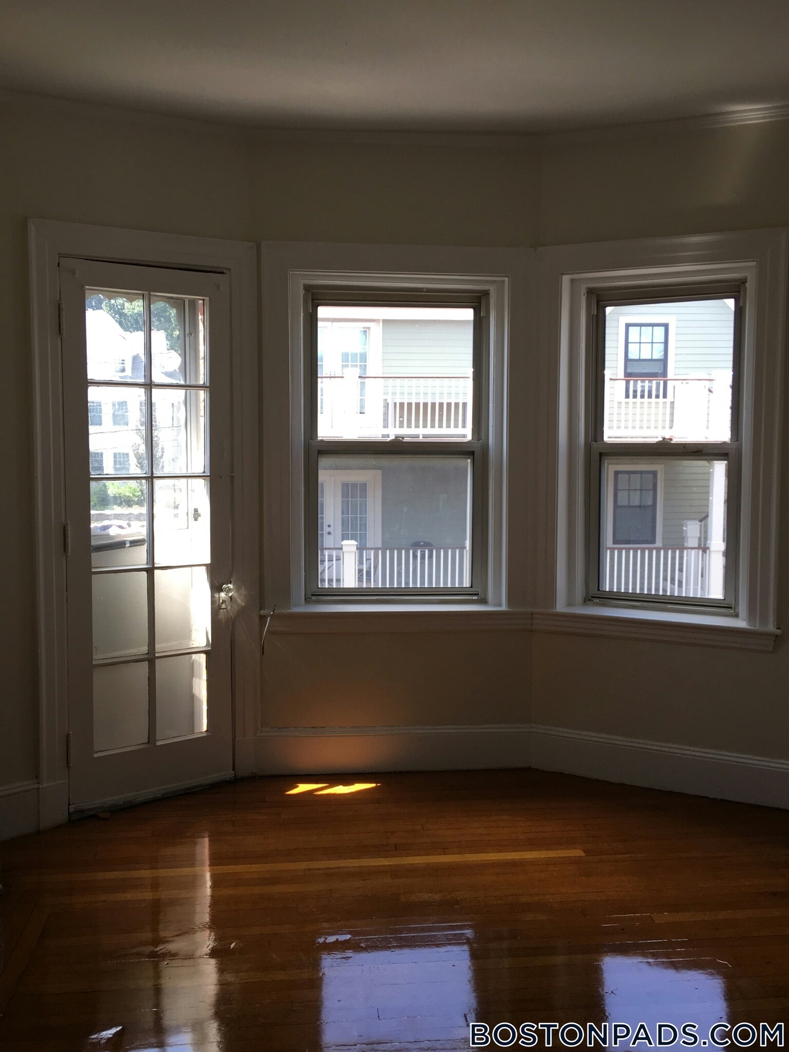 Building Photo - 163 Summer St