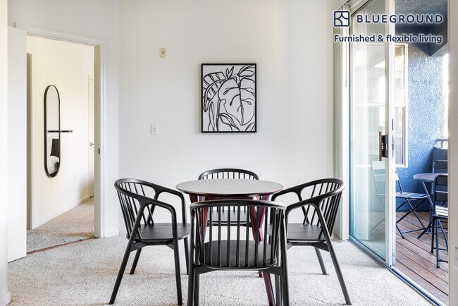 Building Photo - 1170 Beethoven Common