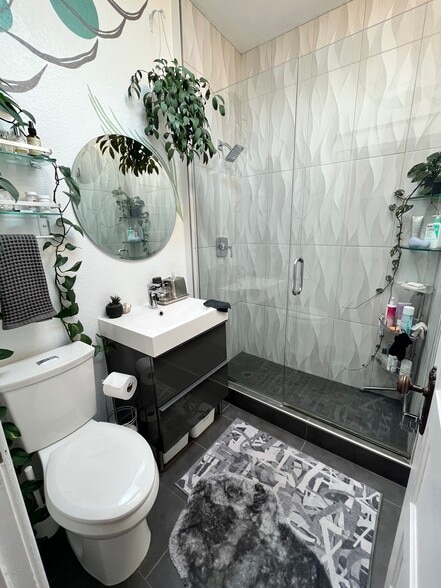 Building Photo - 2841 W 28th Ave