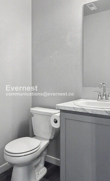 Building Photo - 235 Molinar St