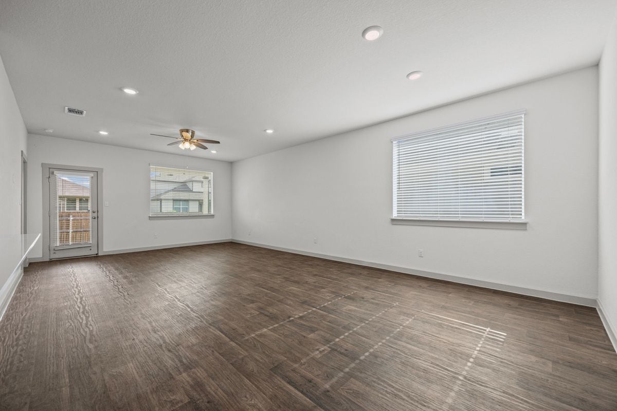 Building Photo - 231 Lavaca River Ln