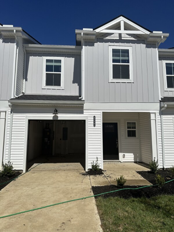 Building Photo - 4525 Skywood Ln