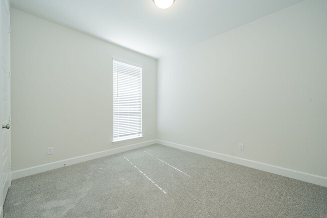 Building Photo - Welcome to Your brand new 3 bed 2 Bath Hom...