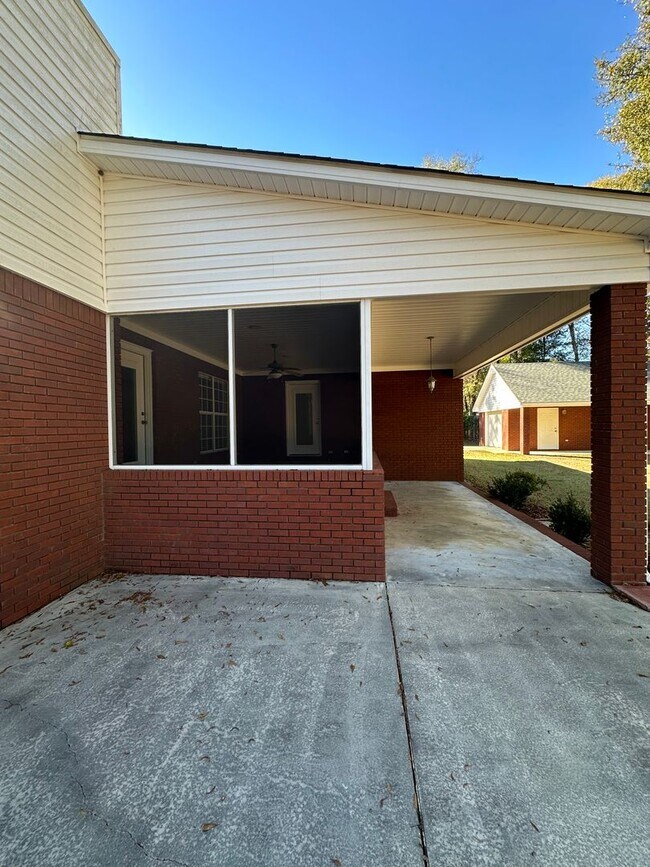 Building Photo - Enterprise Country Club!  Short Term Renta...