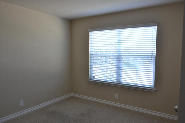 Building Photo - 15525 Gray Catbird