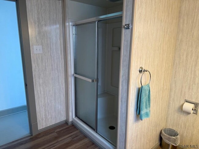 Building Photo - 1727 Scalp Ave