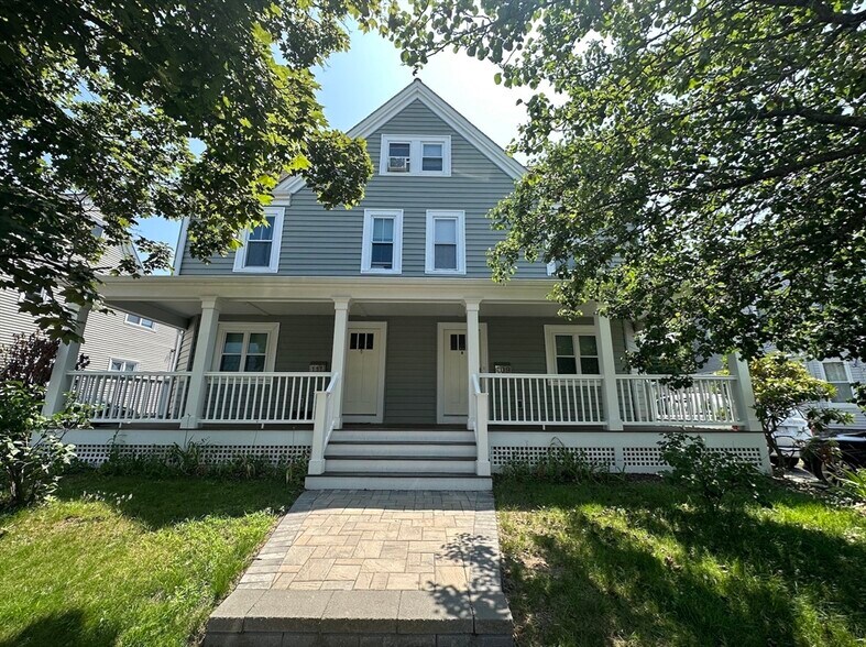 Primary Photo - 109 Magoun Ave