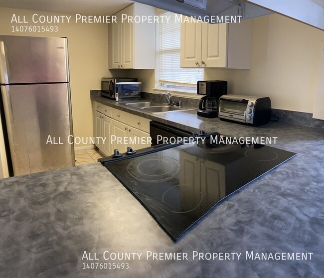 Building Photo - 1000 S Semoran Blvd