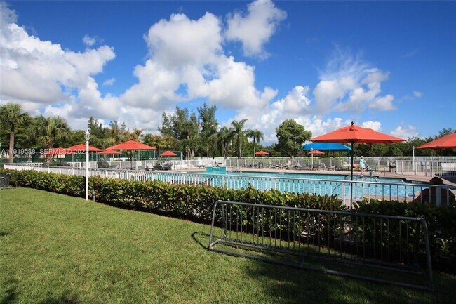 Building Photo - 935 Lemonwood Ct