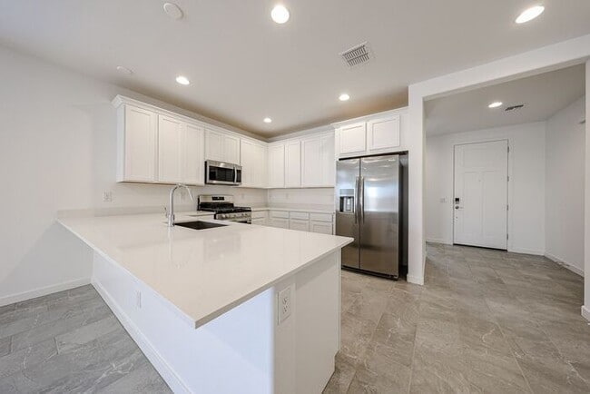 Building Photo - NEW 5 Bedroom 3 Bathroom Home Available fo...