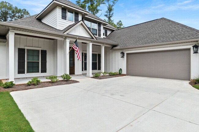 Building Photo - 31889 Marvanna Dr