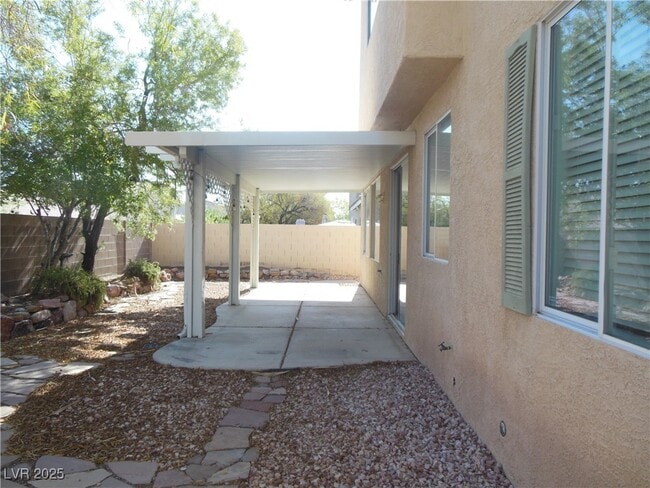 Building Photo - 2516 Chenault Cir