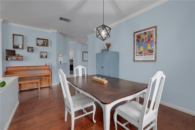 Building Photo - 1705 Azalea Dr