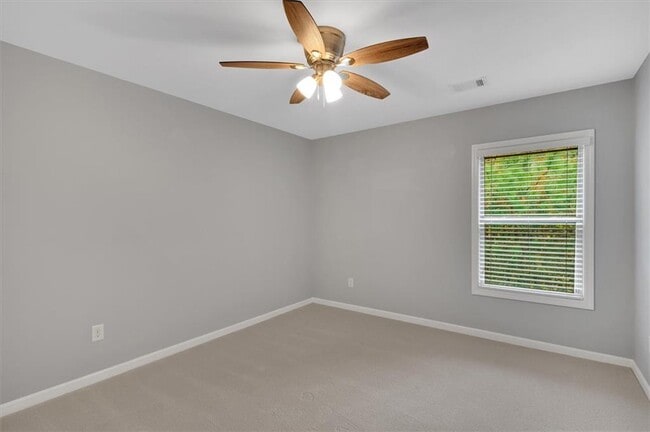 Building Photo - 212 Madison Ave