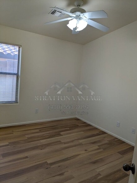 Building Photo - 28719 N 21st Ln