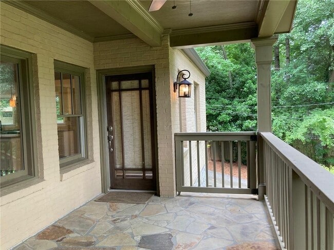 Building Photo - 49 Putnam Cir NE