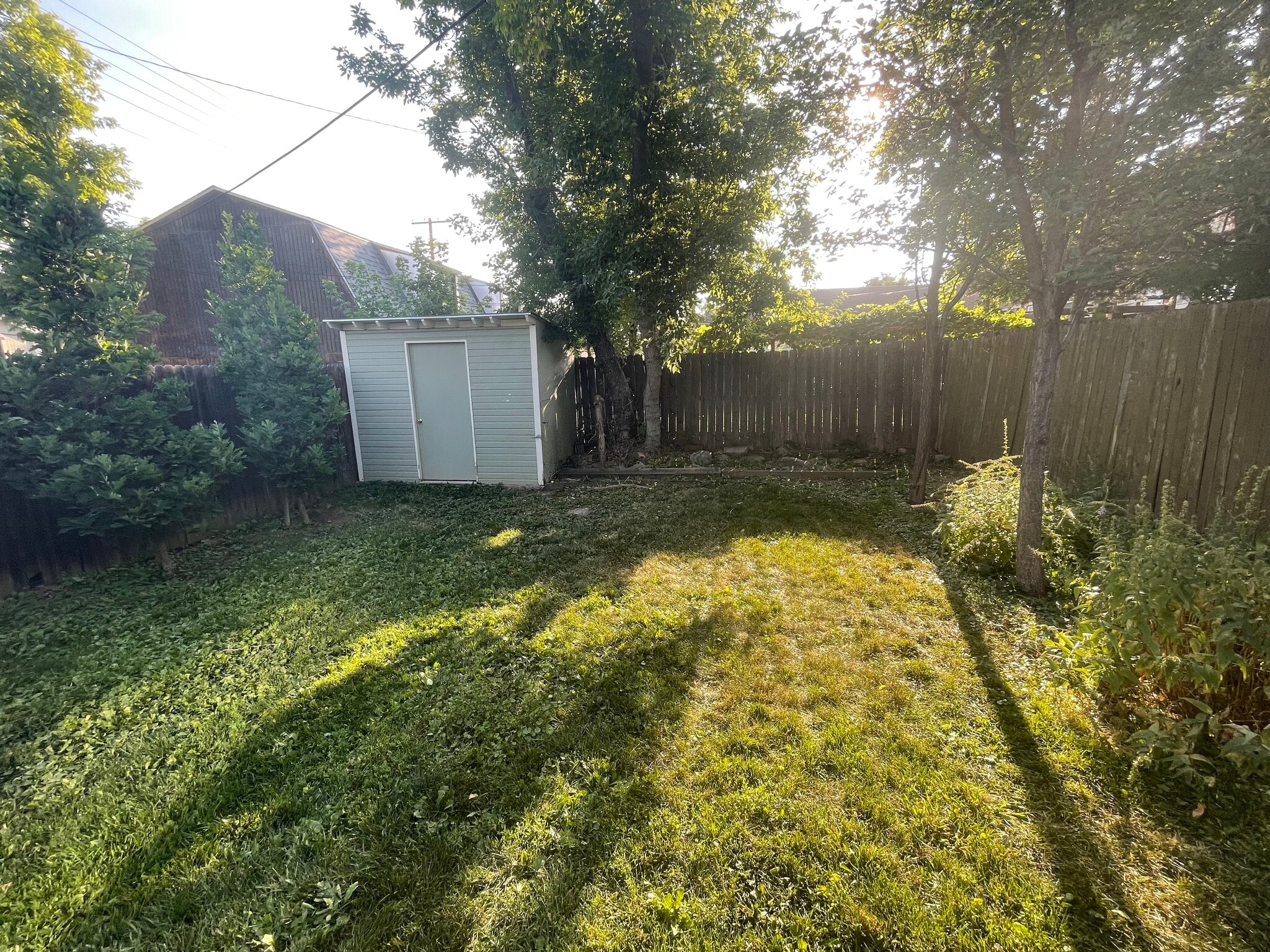 Unit B Private Yard - 1544 9th St