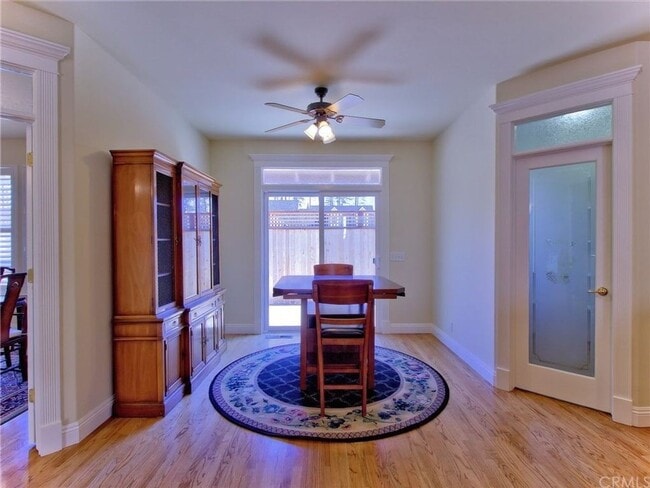 Building Photo - 1865 Vineyard Dr
