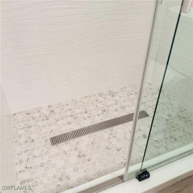 Building Photo - 21300 Lancaster Run