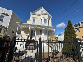 Building Photo - 88-36 77th St