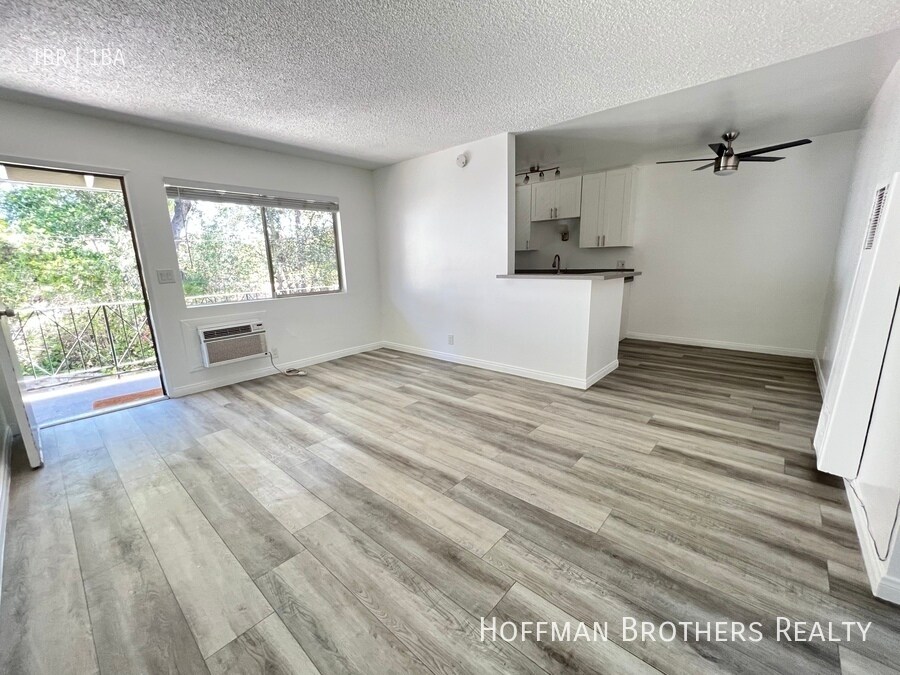 Building Photo - 630 N Cerritos Ave