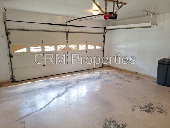 Building Photo - 3505 Melody Ln W
