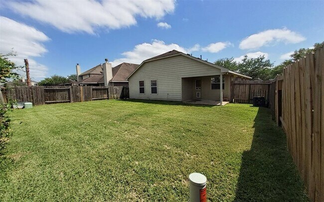 Building Photo - 13107 Split Creek Ln