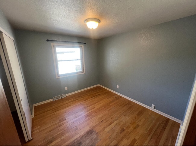 Building Photo - 4455 S Griffin Ave